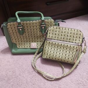 Stylish Green Handbag Set